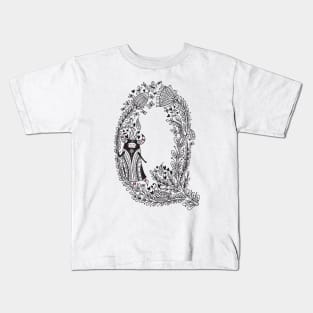 Letter Q (Buu&Luu Alphabet) Kids T-Shirt